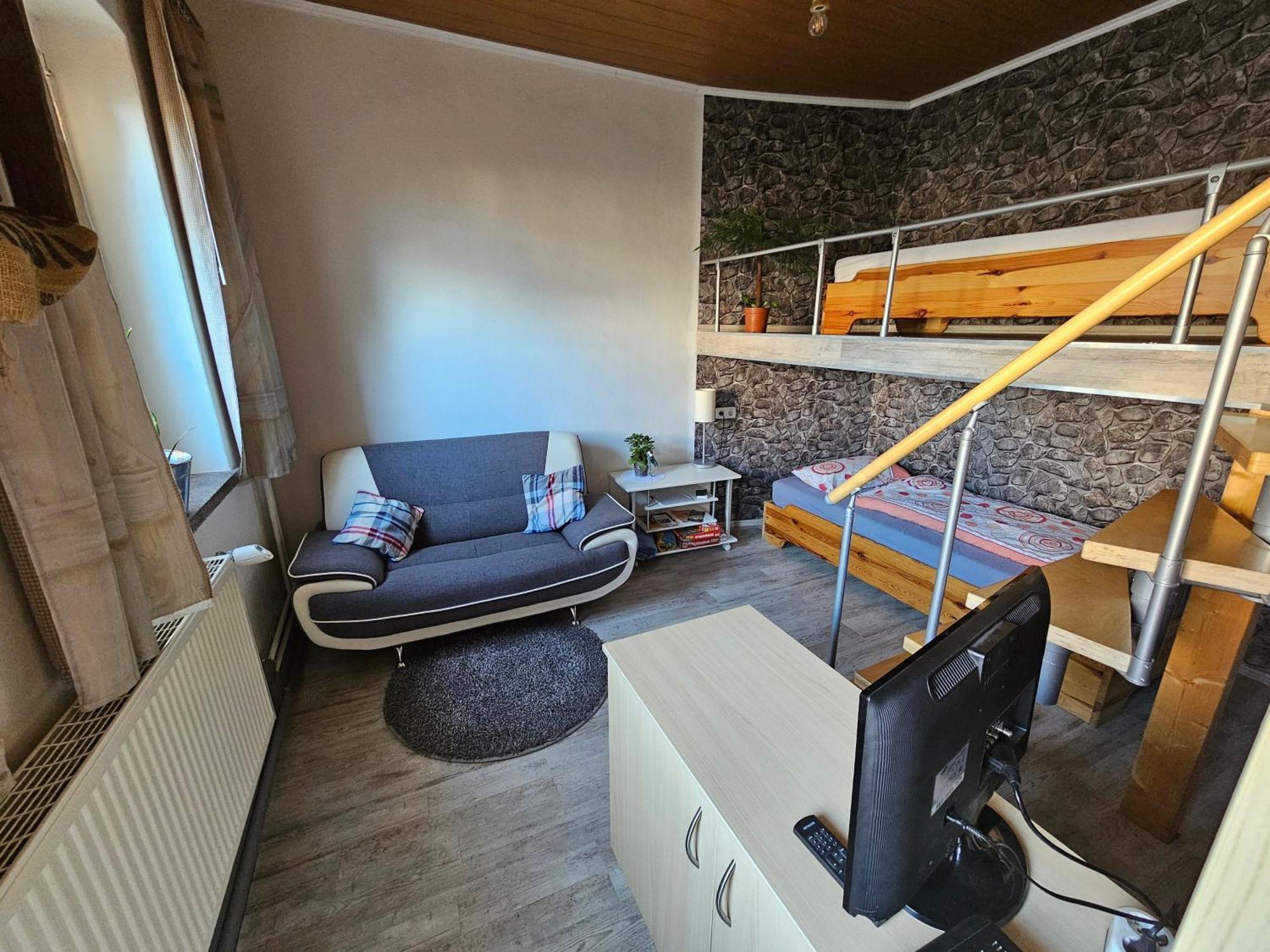 Apartment Ferienwohnung *